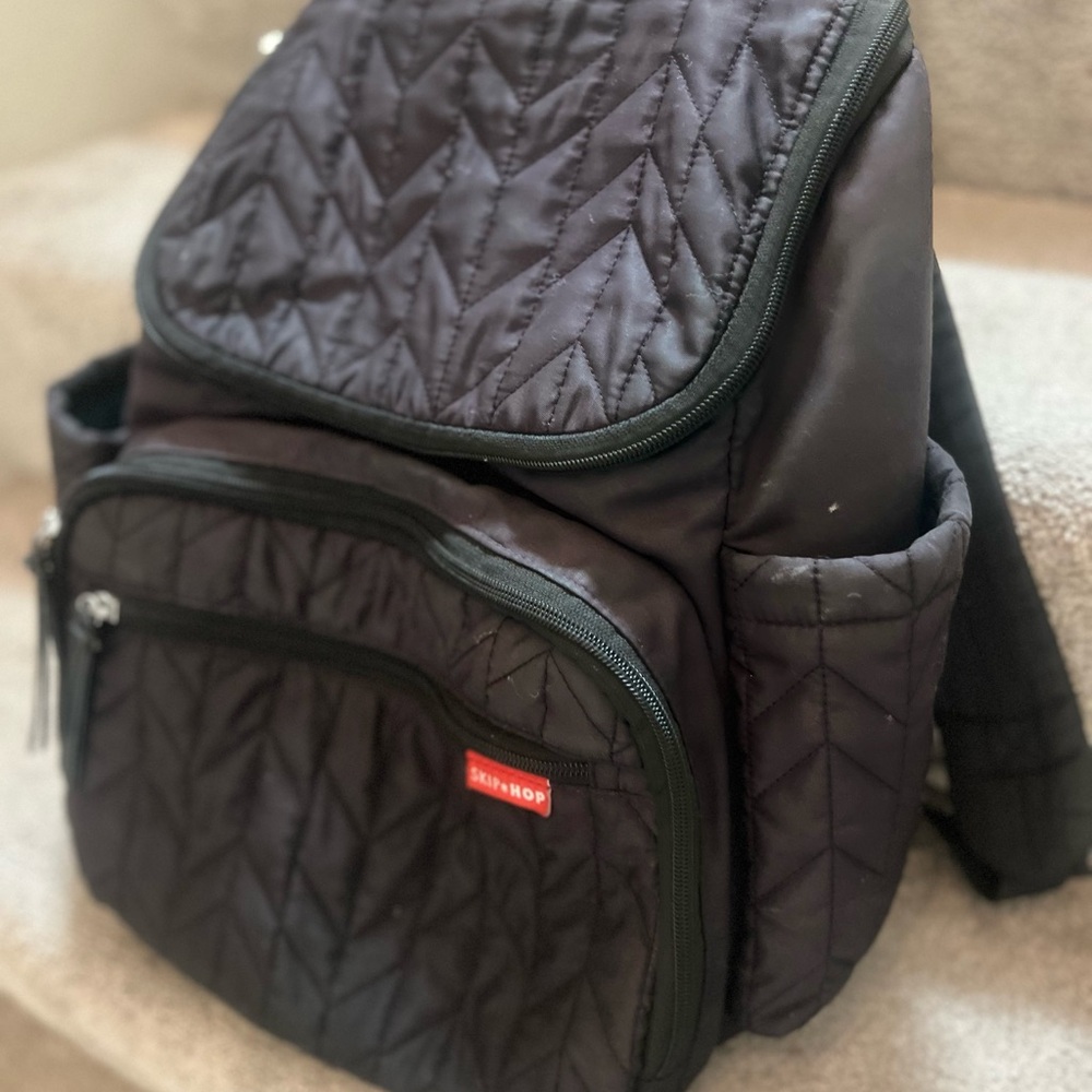 Skip Hop Black Quilted Baby Bag - Picture 3 of 4